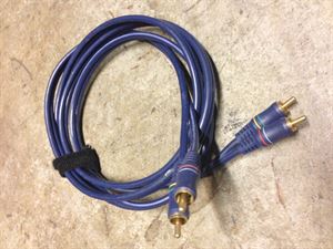 0.9m (3') twin RCA cable